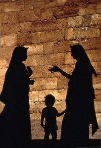 women talking shadow